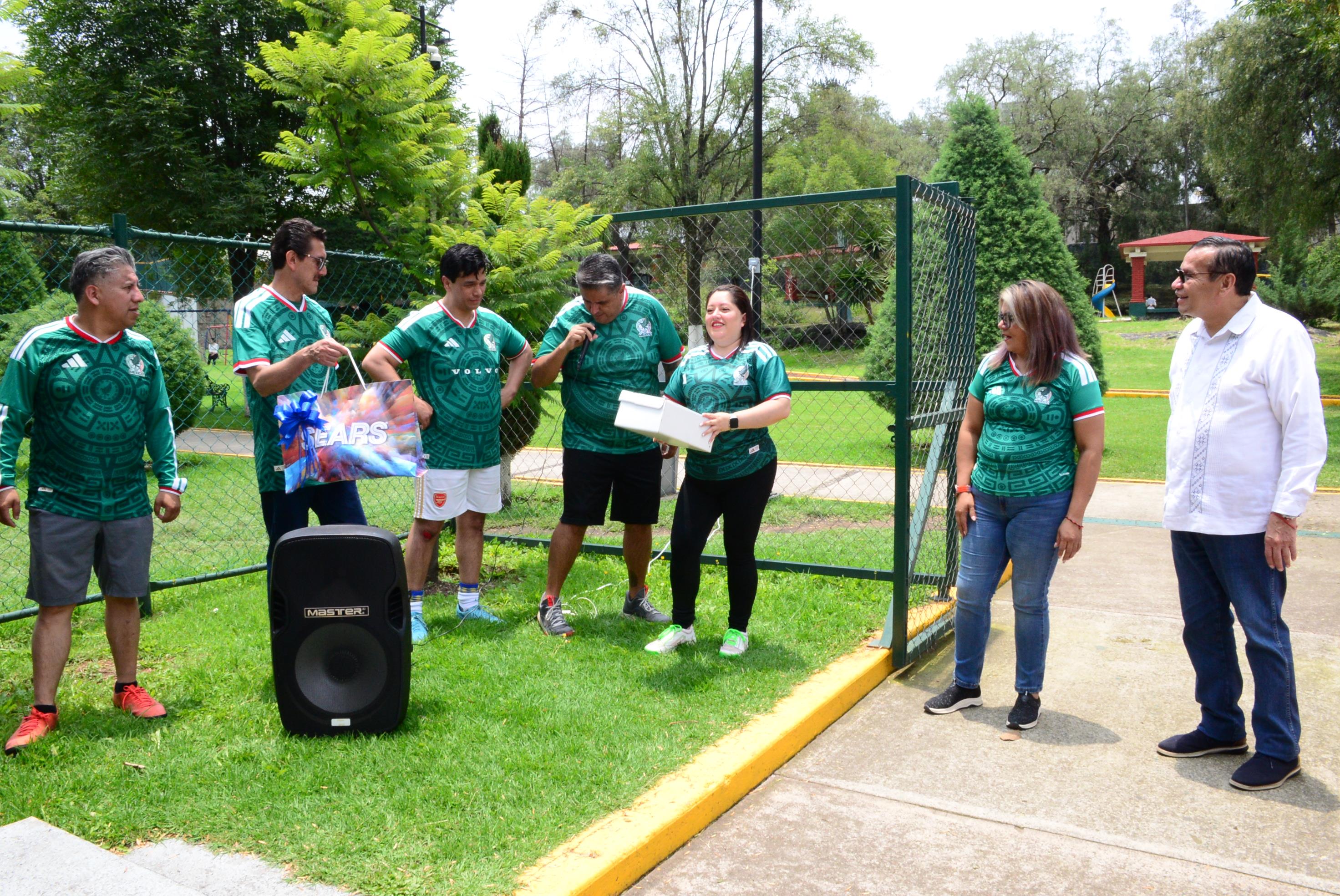 Convivencia Deportiva Por el “Día del Padre”, Sección II Dirección Médica 
